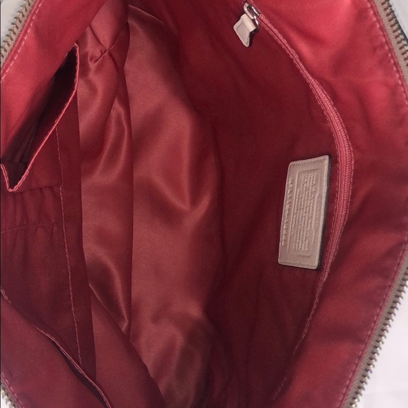 COACH Light Tan Leather Tote Bag - Picture 5 of 10